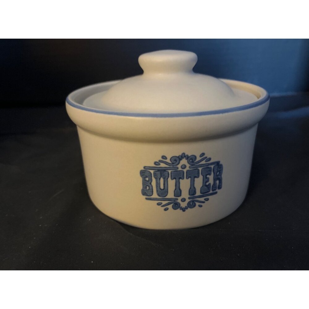 Pfaltzgraff Yorktown Cream Pitcher & Covered Butter Crock Set of 2 - Picture 6 of 10